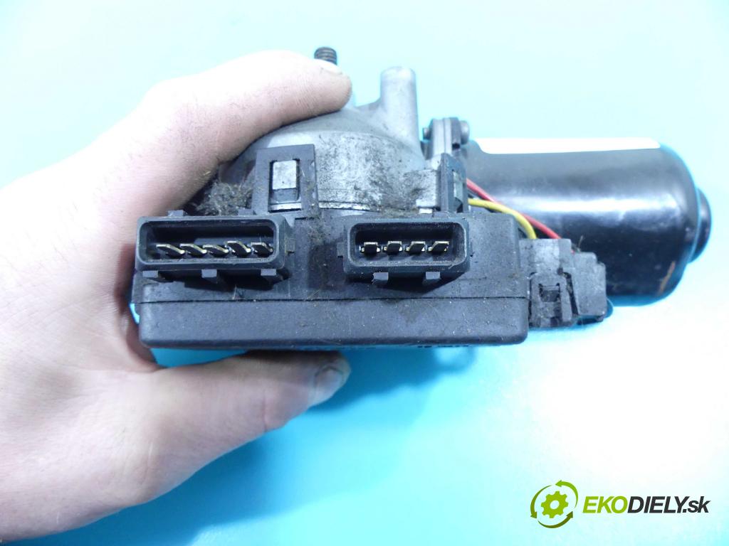Alfa romeo 166 2.4 jtd 136 HP manual 100 kW 2387 cm3 4- motor stieračov predné 22147015