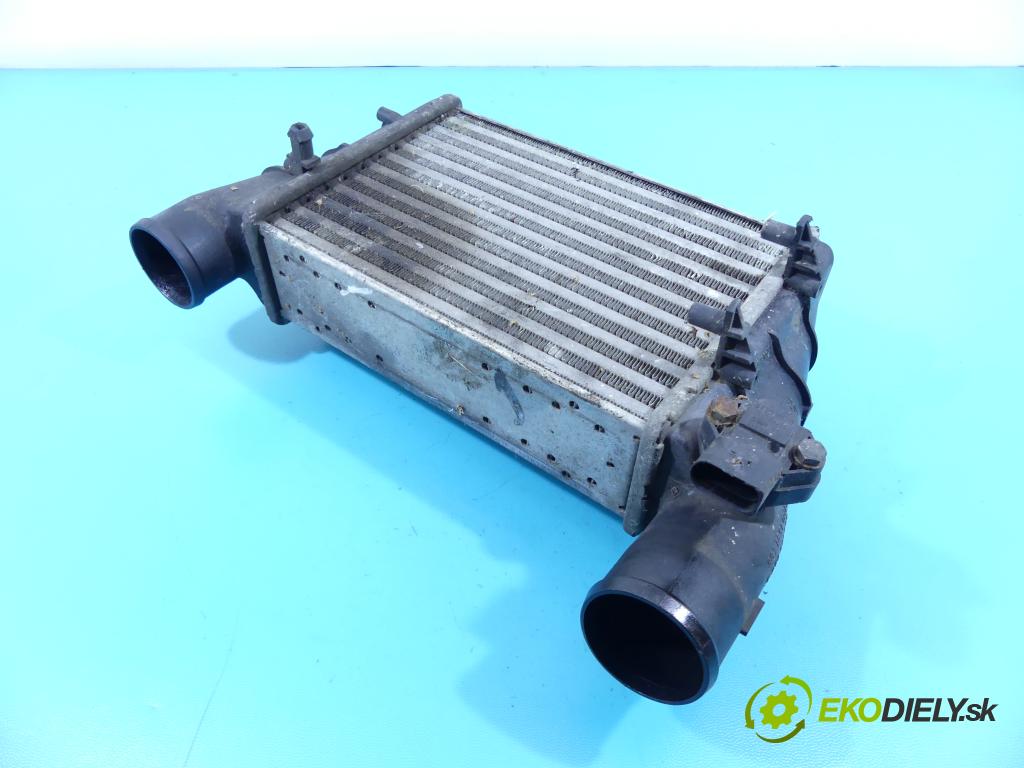 Audi A4 B5 1994-2001 1.8 T 150 hp manual 110 kW 1781 cm3 4- Intercooler  (Chladiče nasávaného vzduchu (intercoolery))