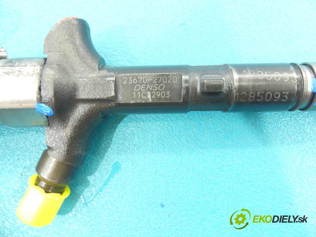 Toyota Corolla Verso I 2001-2004 2.0 D4D 90 HP manual 66 kW 1995 cm3 5- vstrek 23670-27020 (Vstrekovače)