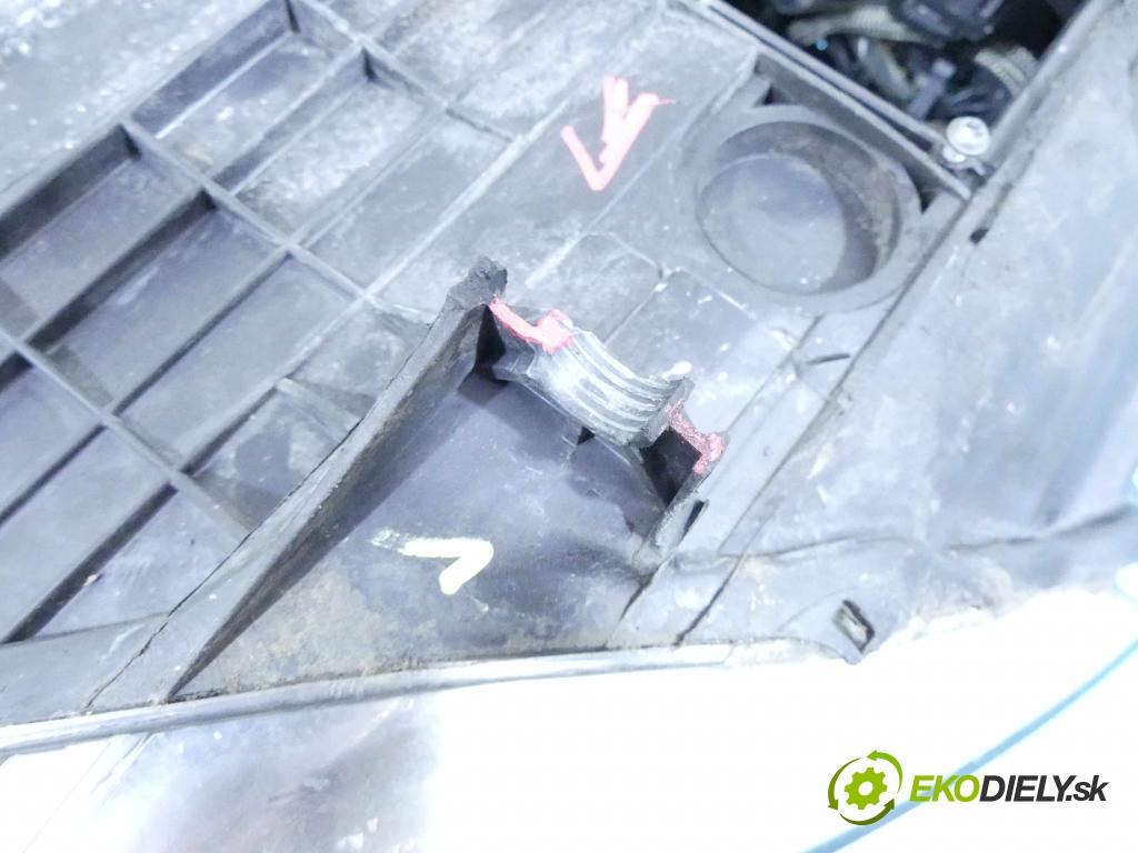 Vw Passat B6 2005-2010 2.0 tdi 140 HP manual 103 kW 1968 cm3 5- Reflektor: pravý 3C0941754G (Pravé)