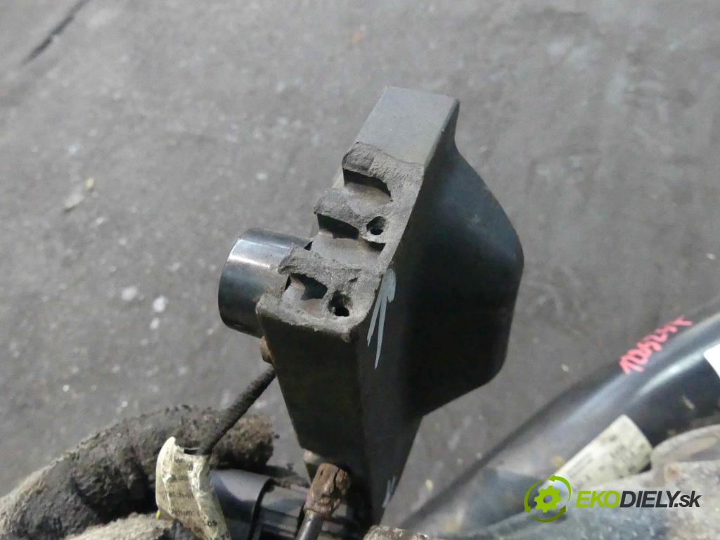 Opel Insignia A 2008-2017 2.0 cdti (A20DTH) 160 hp automatic 118 kW 1956 cm3 5- oko tažné 22794701