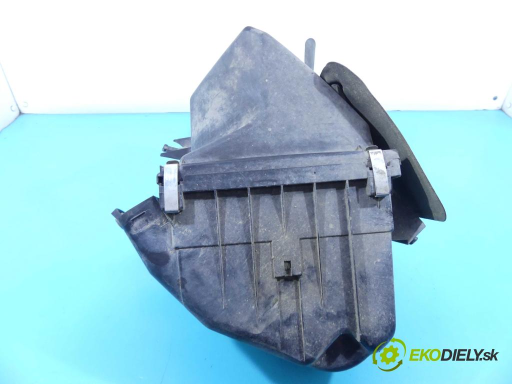 Audi A4 B5 1994-2001 1.8 20v 125 HP manual 92 kW 1781 cm3 4- obal filtra vzduchu 058133843 (Obaly filtrov vzduchu)