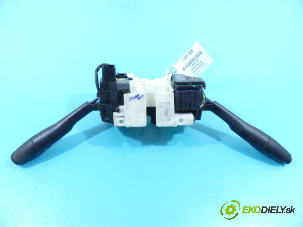 Mitsubishi Space star 1.3 16v 83 HP manual 61 kW 1299 cm3 5- prepínač MR368929