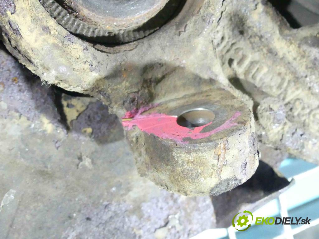 Skoda Fabia II 2007-2014 1.6 tdi 75 HP manual 55 kW 1598 cm3 5- náboj ľavé  (Náboje)