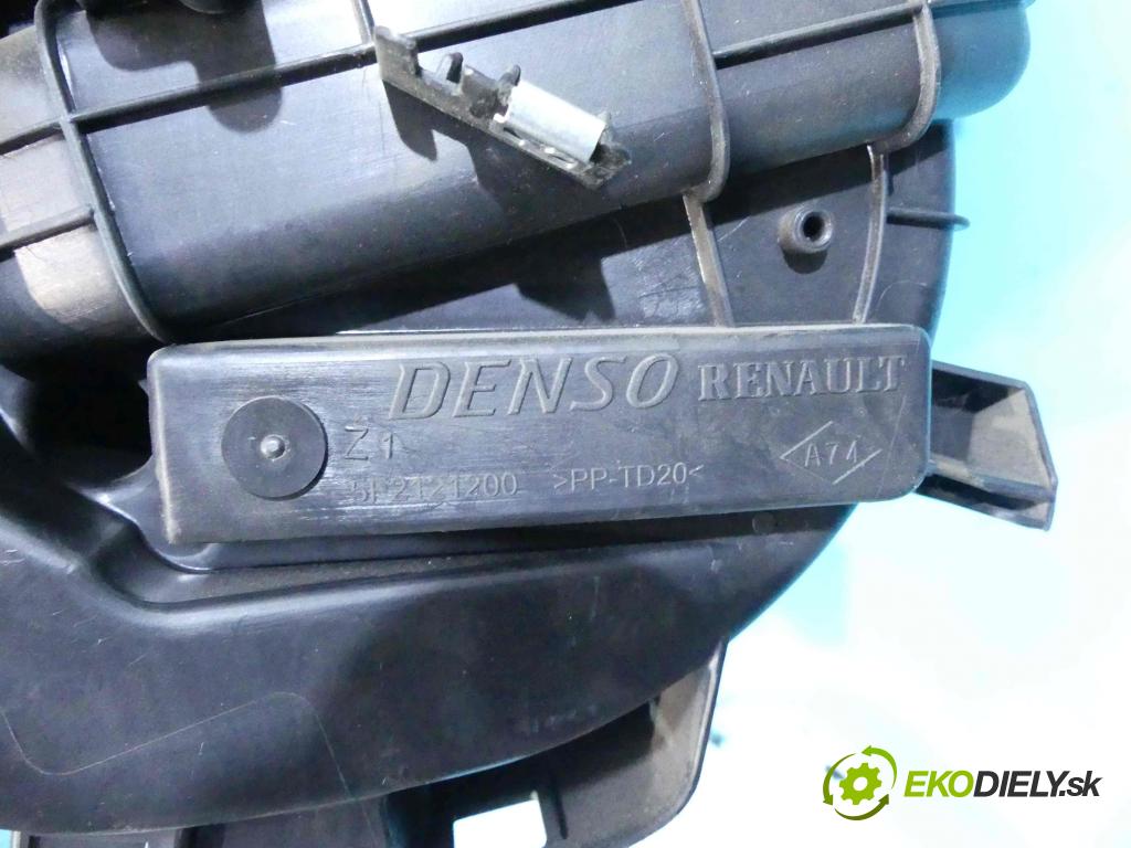 Renault Kangoo II 2008- 1.5 dci 86 hp manual 63 kW 1461 cm3 5- radiátor 8200447414 (Radiátory topení)