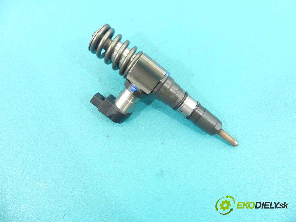 Vw Passat B6 2005-2010 2.0 tdi 140 HP manual 103 kW 1968 cm3 5- vstrekovacie čerpadlo 03G130073S (Vstrekovače)