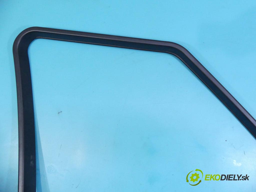 Land rover Range Rover III L322 2001-2012 3.6 TD V8 272 hp automatic 200 kW 3628 cm3 5- lišta dveře přední levé 7000678