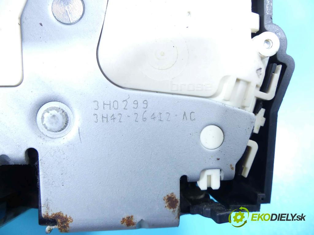 Land rover Range Rover III L322 2001-2012 3.6 TD V8 272 hp automatic 200 kW 3628 cm3 5- zámek zadní pravý 3H42-26412-AC