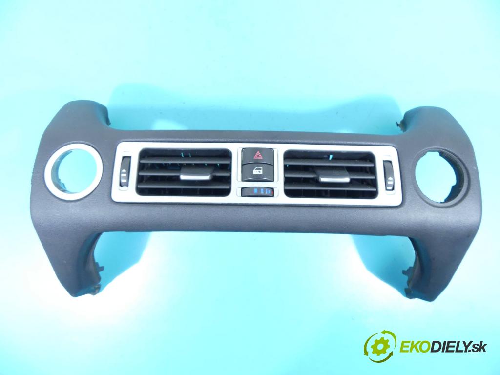 Land rover Range Rover III L322 2001-2012 3.6 TD V8 272 HP automatic 200 kW 3628 cm3 5- Mřížka: kúrenia stredová 9H42-04302-BA (Mriežky kúrenia (fukáre))