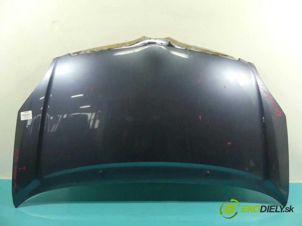 Toyota Corolla Verso I 2001-2004 2.0 D4D 90 HP manual 66 kW 1995 cm3 5- kapota predná