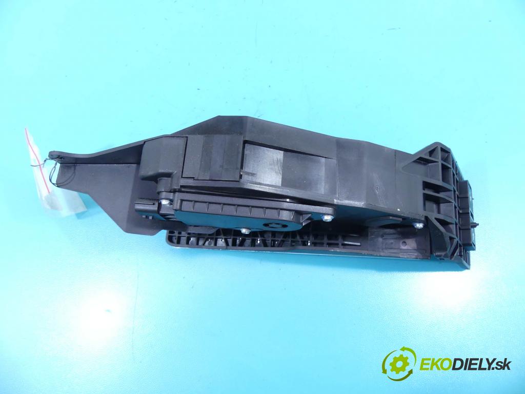 Infiniti Q50 I 2013-2017 2.0 T 211KM automatic 155 kW 1991 cm3 4- pedále 0280755146 (Pedále)