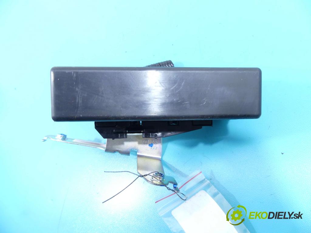 Infiniti Q50 I 2013-2017 2.0 T 211KM automatic 155 kW 1991 cm3 4- skříňka pojistková 7154-7138-30 (Pojistkové skříňky)