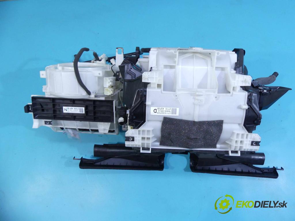 Infiniti Q50 I 2013-2017 2.0 T 211KM automatic 155 kW 1991 cm3 4- radiátor 27110 4GF0B (Radiátory topení)