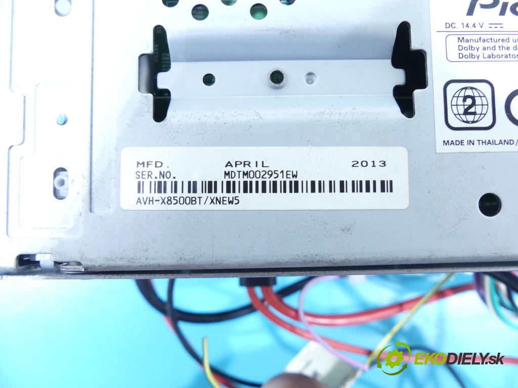 Toyota Avensis II T25 2003-2008 2.0 D4D 116 HP manual 85 kW 1995 cm3 4- Radio AVH-X8500BT