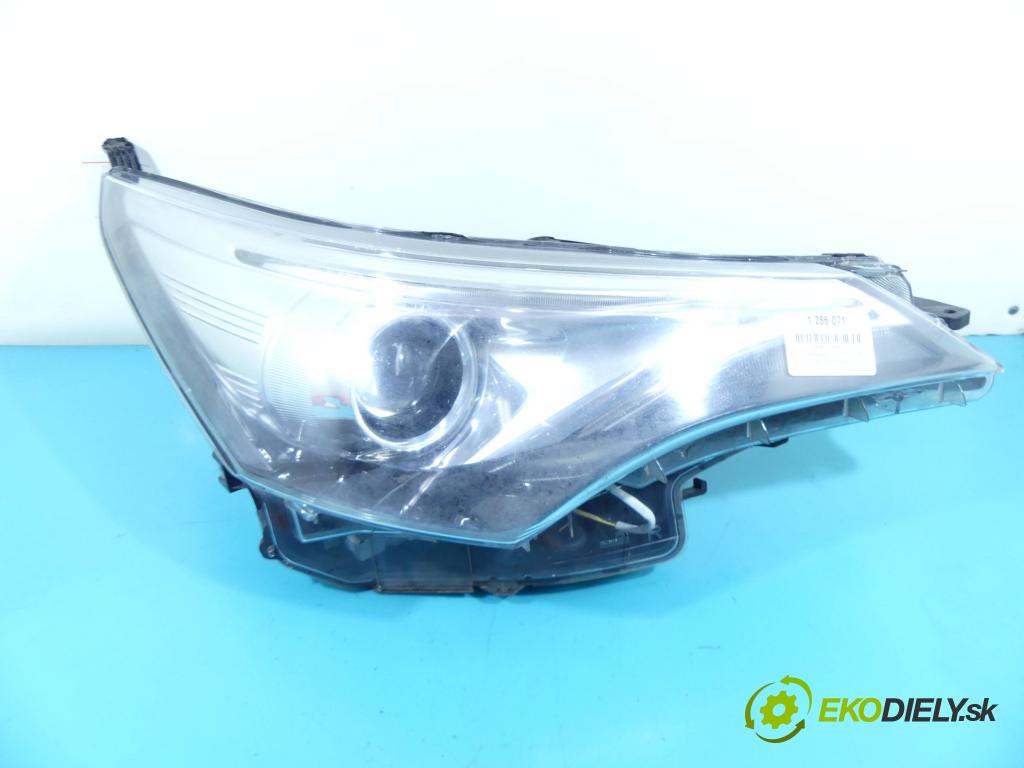 Toyota Avensis III T27 2009-2018 2.0 D4D 143 HP manual 105 kW 1995 cm3 5- Reflektor: pravý  (Pravé)