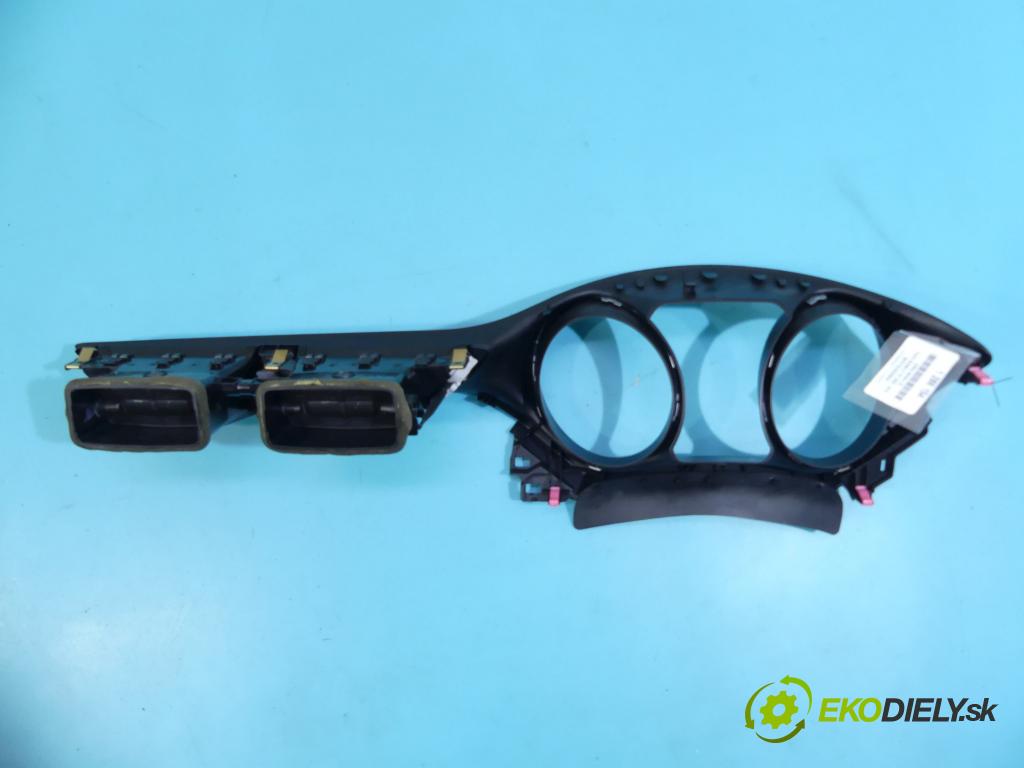 Toyota Avensis III T27 2009-2018 2.0 D4D 143 HP manual 105 kW 1995 cm3 5- Mřížka: kúrenia stredová 55670-05150 (Mriežky kúrenia (fukáre))