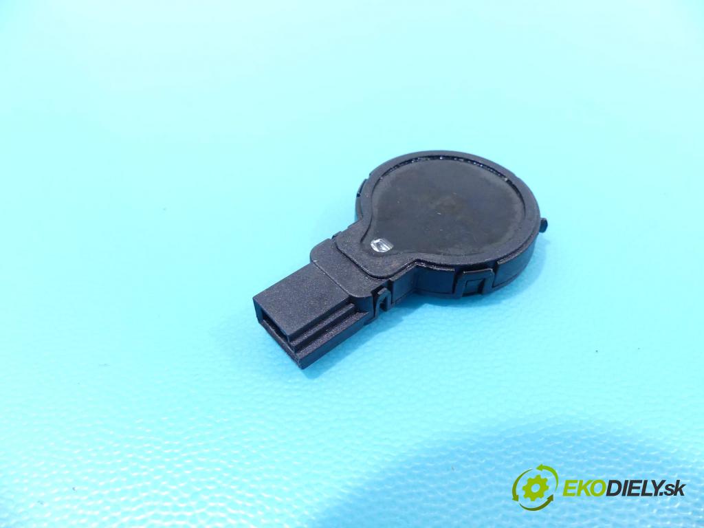 Toyota Avensis III T27 2009-2018 2.0 D4D 143 HP manual 105 kW 1995 cm3 5- snímač déšť: 89941-05030-F (Snímače dažďa)