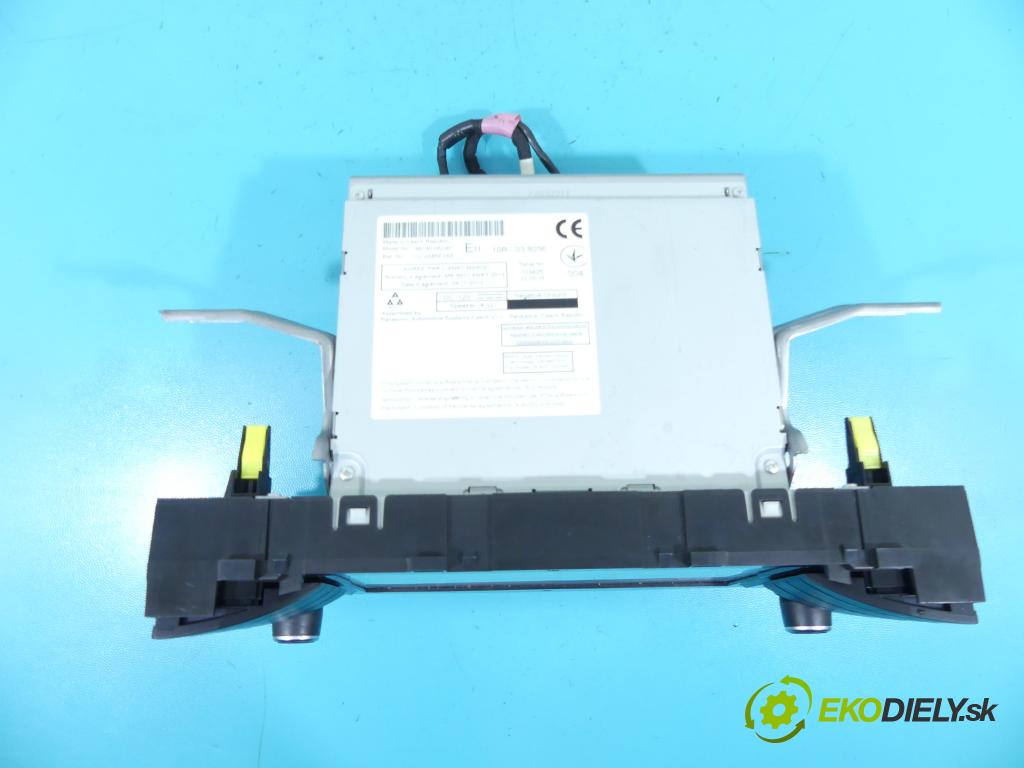 Toyota Avensis III T27 2009-2018 2.0 D4D 143 HP manual 105 kW 1995 cm3 5- Radio originál 86140-05240