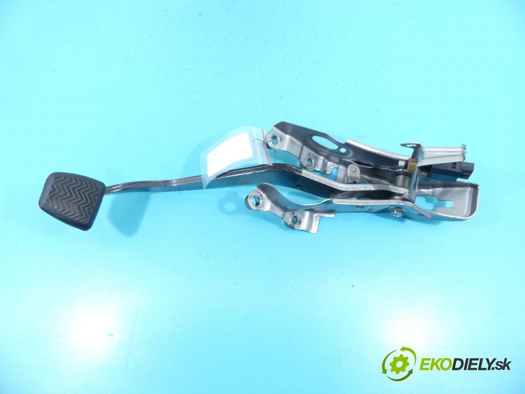 Toyota Avensis III T27 2009-2018 2.0 D4D 143 HP manual 105 kW 1995 cm3 5- pedále  (Pedále)