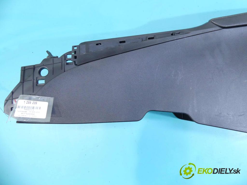 Toyota Avensis III T27 2009-2018 2.0 D4D 143 HP manual 105 kW 1995 cm3 5- operadlo 58912-05020 (Lakťové opierky)