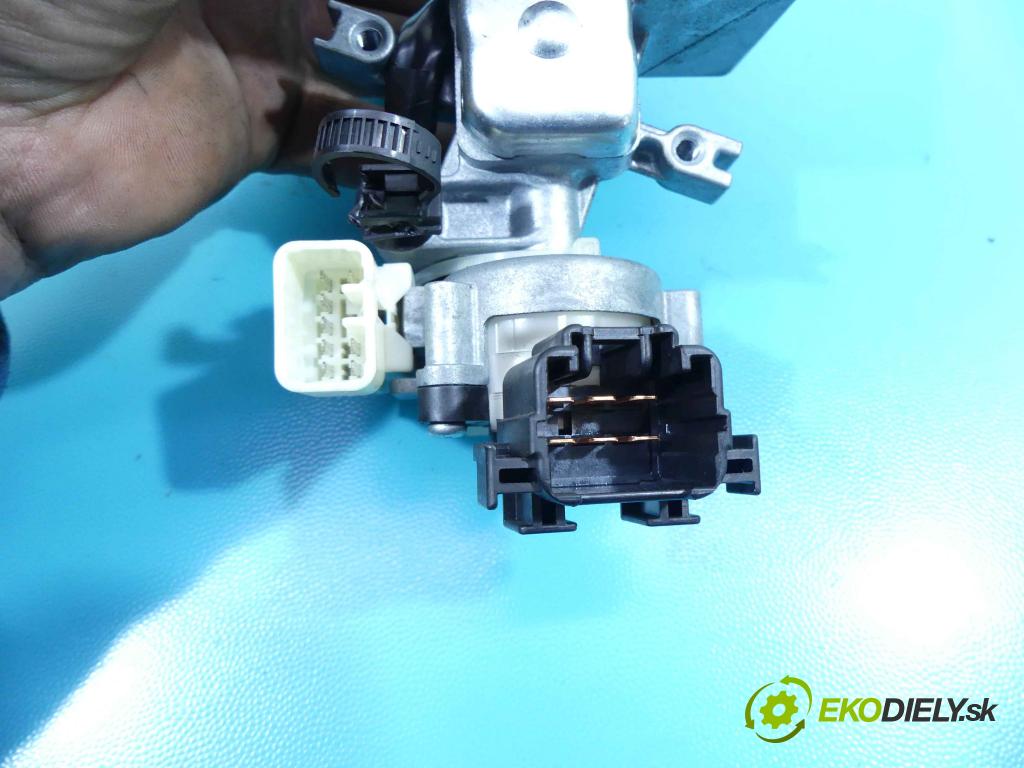 Suzuki Grand Vitara II 2005-2014 1.9 DDiS 129 HP manual 95 kW 1870 cm3 5- Jednotka riadiaca 0281012657