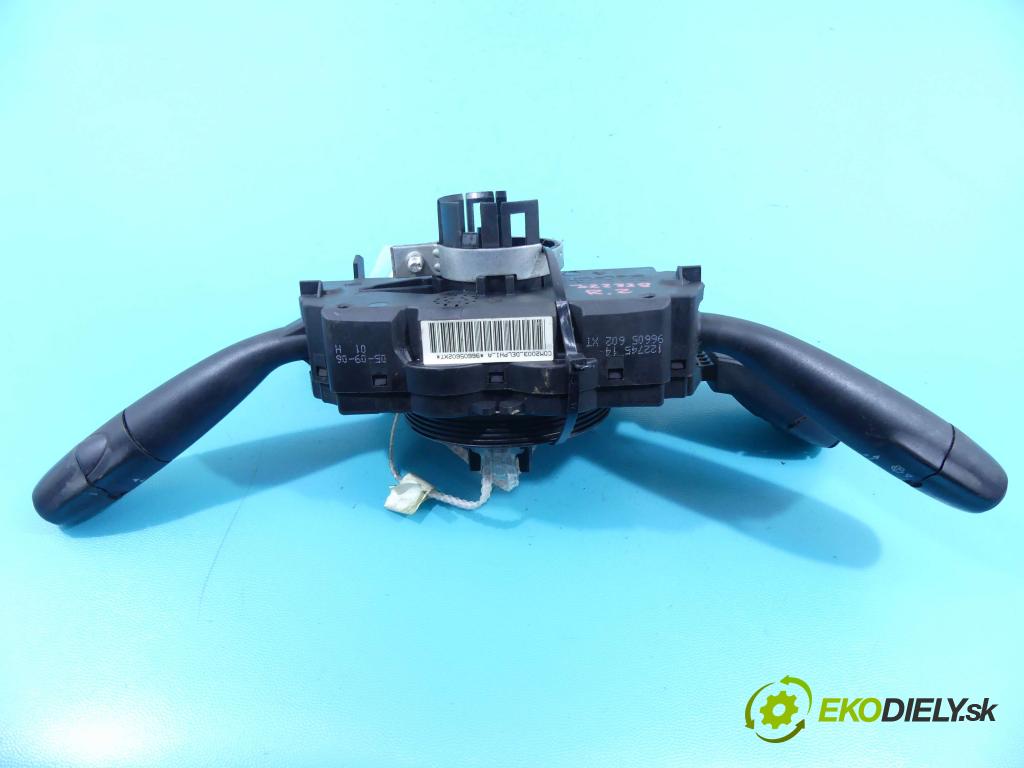 Peugeot 307 1.6 hdi 90 HP manual 66.2 kW 1560 cm3 5- prepínač komplex: 96605602XT (Prepínacie páčky pod volantom)