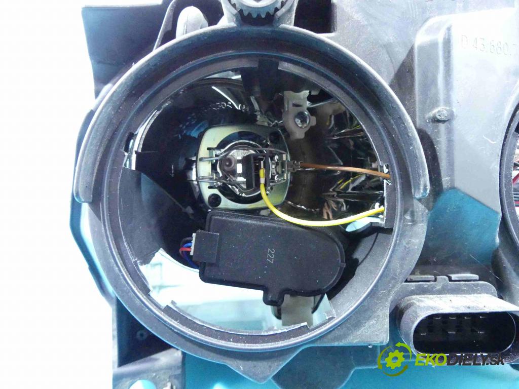 Fiat Doblo I 2001-2010 1,3.0 jtd 75 HP manual 55 kW 1248 cm3 5- Reflektor: pravý 43680999 (Pravé)