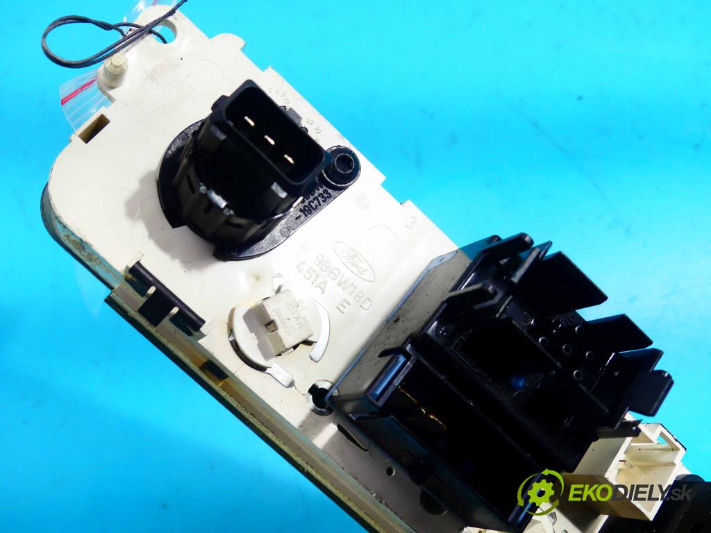Ford Mondeo Mk1 1993-1996 1.8 16v 116 HP manual 85 kW 1796 cm3 5- panel kúrenia 93BW18D451A