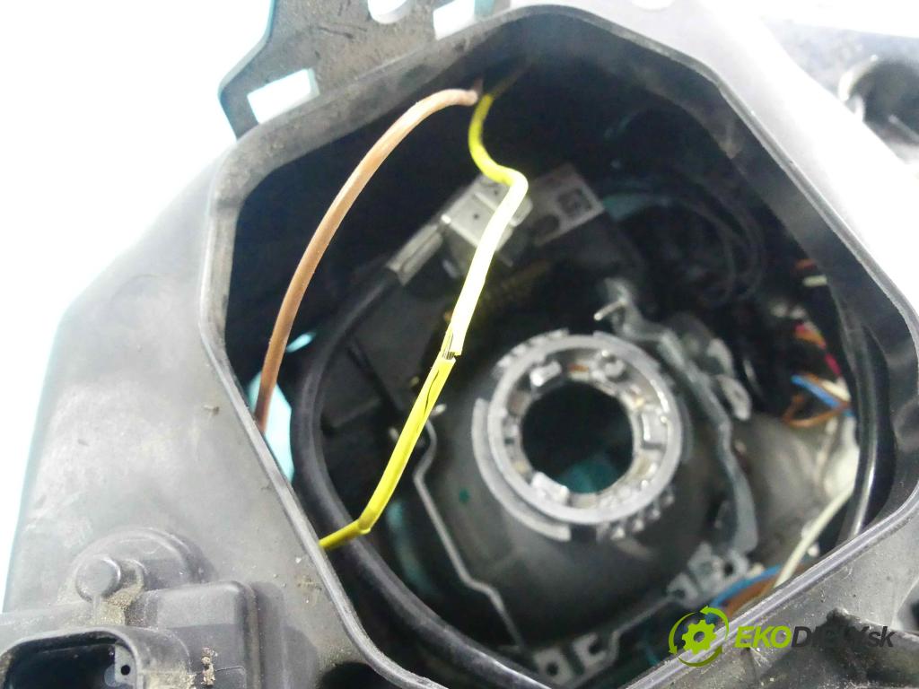 Bmw 7 E65 2001-2008 3.0d 231 HP automatic 170 kW 2993 cm3 4- Reflektor: pravý 6937232 (Pravé)