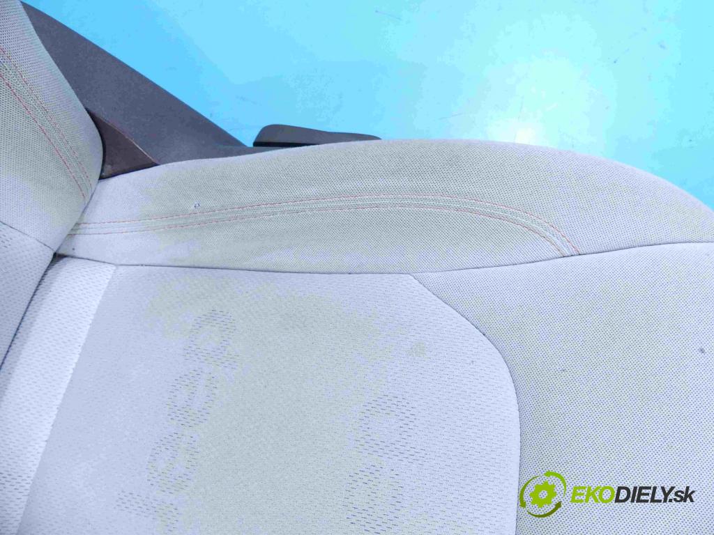 Jeep Renegade 2014- 1.4 T 140 HP manual 103 kW 1368 cm3 5- Sedačka ľavý  (Sedačky, sedadlá)