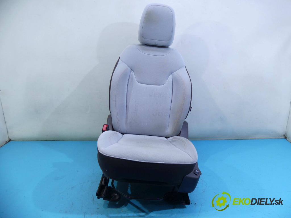 Jeep Renegade 2014- 1.4 T 140 HP manual 103 kW 1368 cm3 5- Sedačka ľavý  (Sedačky, sedadlá)