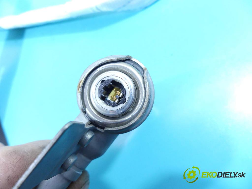 Land rover Range Rover III L322 2001-2012 3.6 TD V8 272 HP automatic 200 kW 3628 cm3 5- clona pravé XH42-043D40-AA