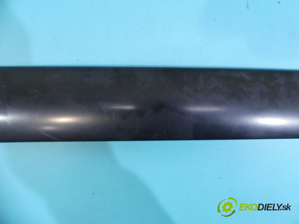 Land rover Range Rover III L322 2001-2012 3.6 TD V8 272 hp automatic 200 kW 3628 cm3 5- lišta Okna: čelní: levé DCB500172