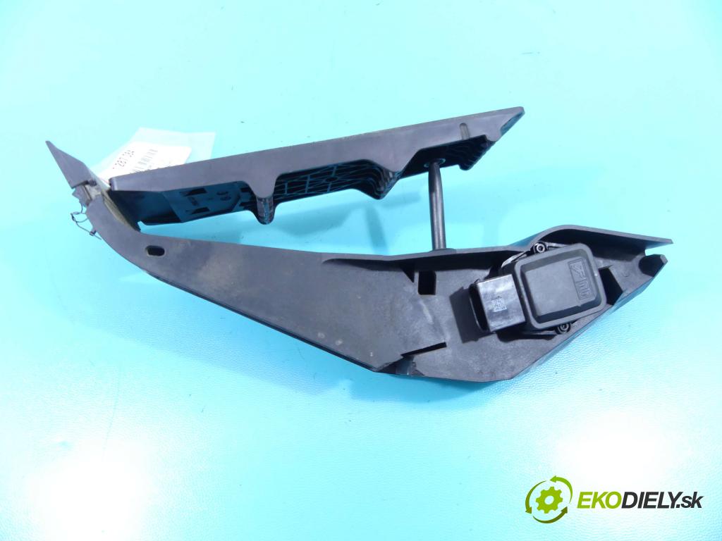 Land rover Range Rover III L322 2001-2012 3.6 TD V8 272 HP automatic 200 kW 3628 cm3 5- pedále 6786285 (Pedále)