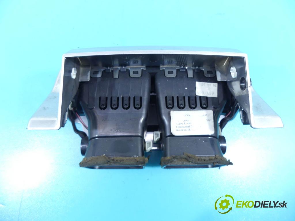 Land rover Range Rover III L322 2001-2012 3.6 TD V8 272 HP automatic 200 kW 3628 cm3 5- Mřížka: kúrenia stredová 7H42-014A22-AB (Mriežky kúrenia (fukáre))