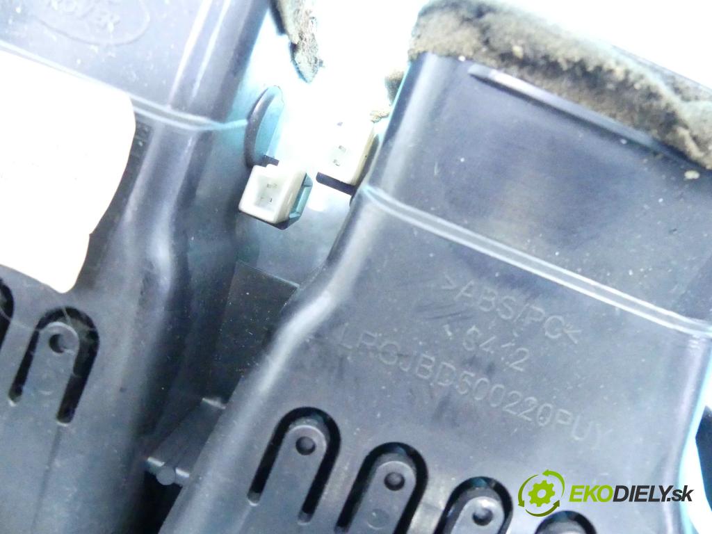 Land rover Range Rover III L322 2001-2012 3.6 TD V8 272 HP automatic 200 kW 3628 cm3 5- Mřížka: kúrenia stredová 7H42-014A22-AB (Mriežky kúrenia (fukáre))