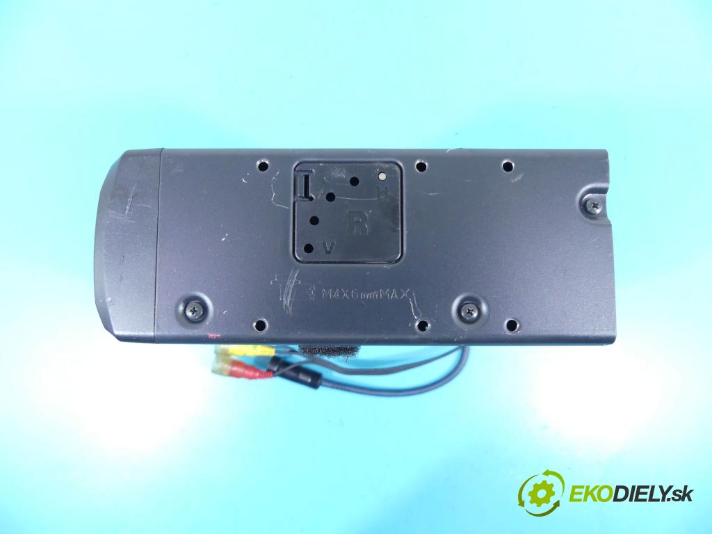 Land rover Range Rover III L322 2001-2012 3.6 TD V8 272 HP automatic 200 kW 3628 cm3 5- Menič: cd DHA-S690 (CD meniče)