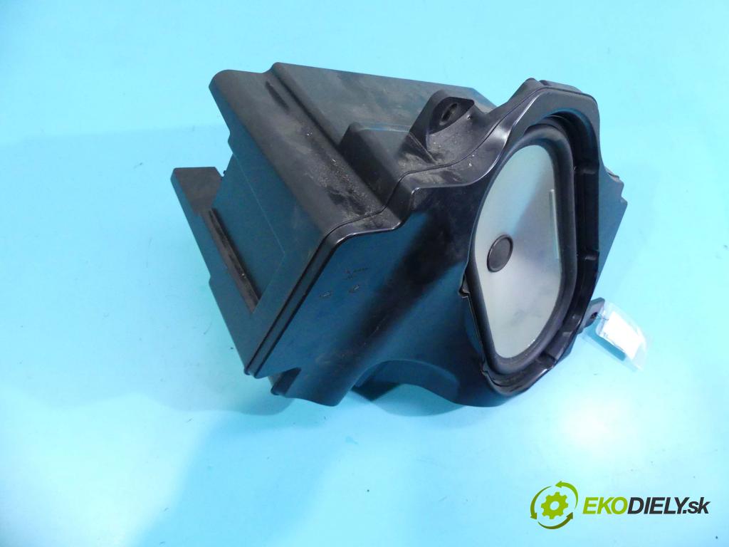 Land rover Range Rover III L322 2001-2012 3.6 TD V8 272 HP automatic 200 kW 3628 cm3 5- Subwoofer: XQA500110 (Audio zariadenia)