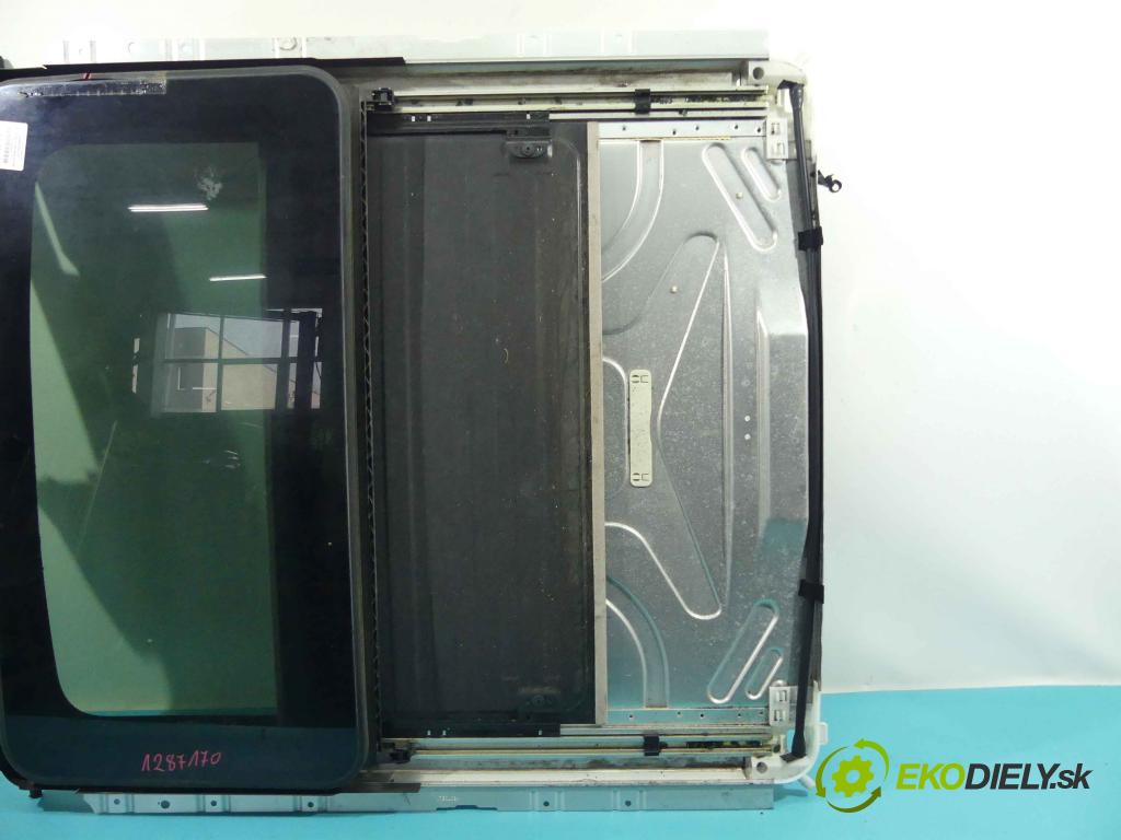 Land rover Range Rover III L322 2001-2012 3.6 TD V8 272 HP automatic 200 kW 3628 cm3 5- Střešní okno: 6910154 (Sklá karosérie)