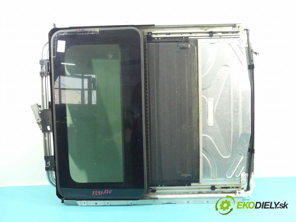 Land rover Range Rover III L322 2001-2012 3.6 TD V8 272 HP automatic 200 kW 3628 cm3 5- Střešní okno: 6910154 (Sklá karosérie)