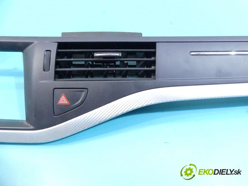 Citroen C5 II 2008-2017 2.0 hdi 181KM automatic 133 kW 1997 cm3 4- Mřížka: kúrenia stredová 9686234077 (Mriežky kúrenia (fukáre))