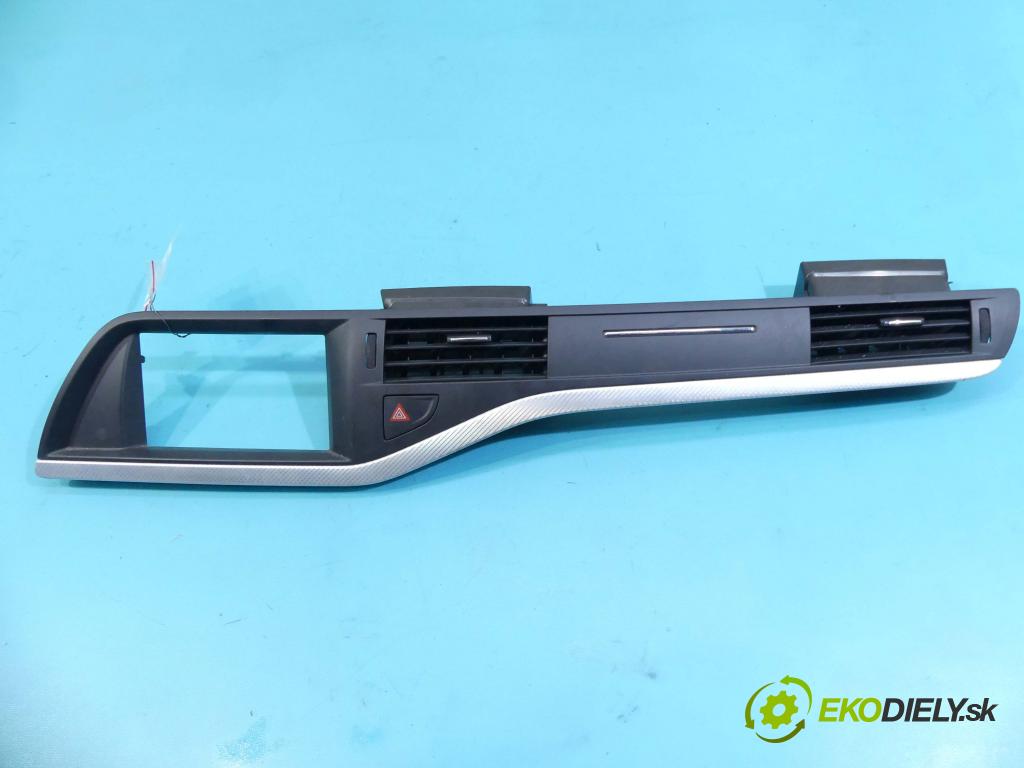 Citroen C5 II 2008-2017 2.0 hdi 181KM automatic 133 kW 1997 cm3 4- Mřížka: kúrenia stredová 9686234077 (Mriežky kúrenia (fukáre))