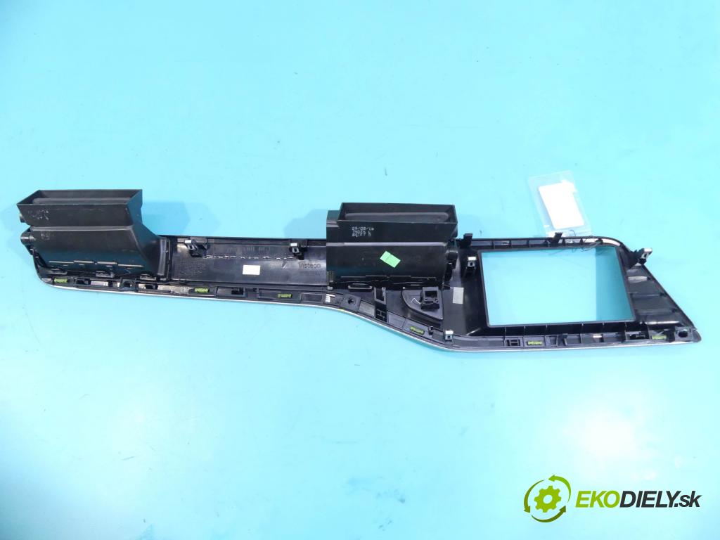 Citroen C5 II 2008-2017 2.0 hdi 181KM automatic 133 kW 1997 cm3 4- Mřížka: kúrenia stredová 9686234077 (Mriežky kúrenia (fukáre))