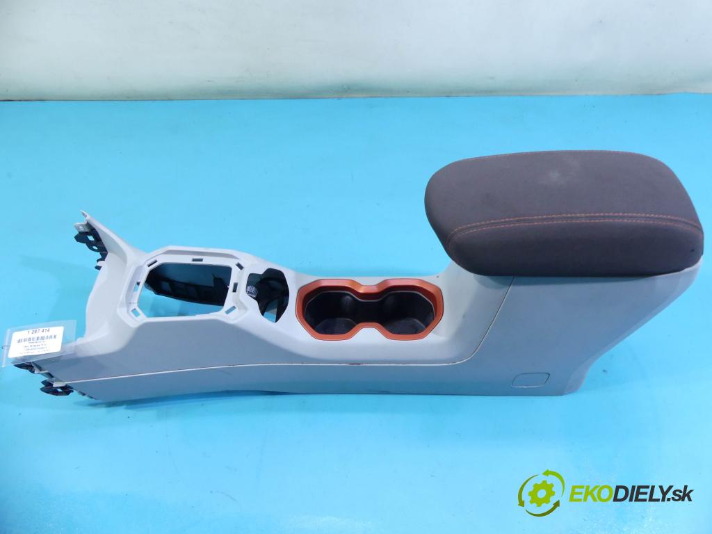 Jeep Renegade 2014- 1.4 T 140 HP manual 103 kW 1368 cm3 5- operadlo  (Lakťové opierky)