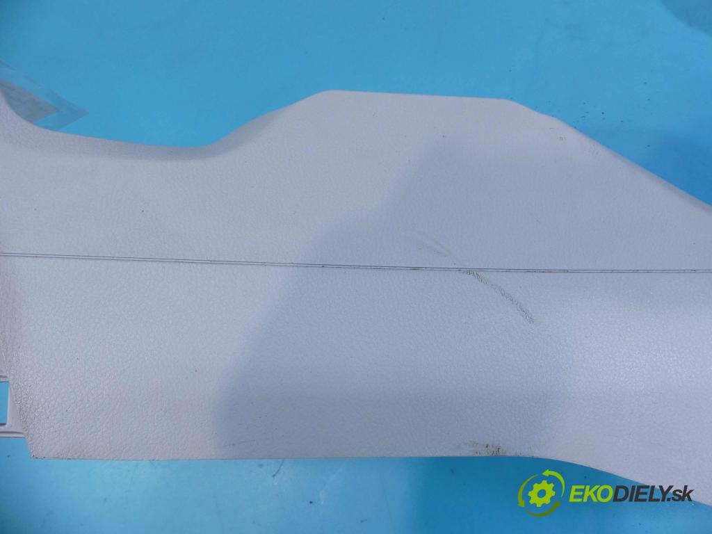 Jeep Renegade 2014- 1.4 T 140 HP manual 103 kW 1368 cm3 5- operadlo  (Lakťové opierky)