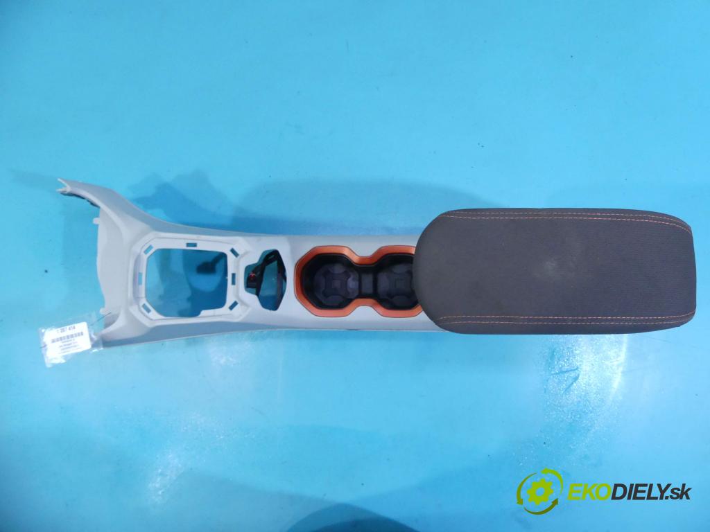 Jeep Renegade 2014- 1.4 T 140 HP manual 103 kW 1368 cm3 5- operadlo  (Lakťové opierky)