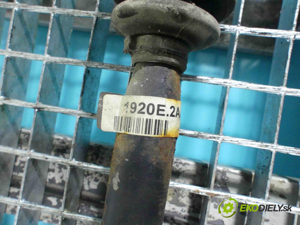 Fiat Stilo 1.2 16V 80 HP manual 59 kW 1242 cm3 5- poloos ľavé  (Poloosy)