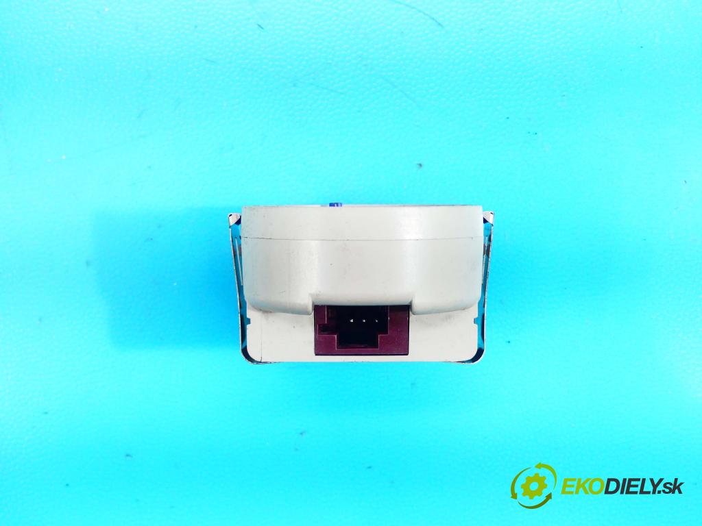 Mercedes GLK X204 2008-2015 2,2.0 cdi 170 HP automatic 125 kW 2143 cm3 5- snímač déšť: A2048703626 (Snímače dažďa)