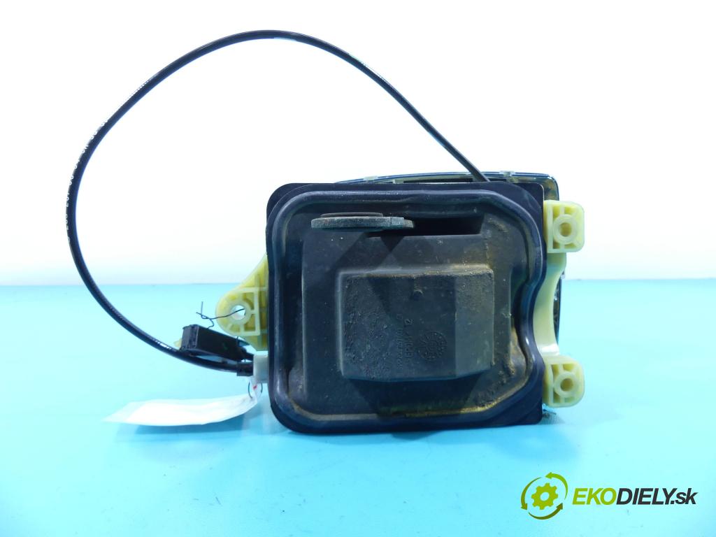 Mercedes GLK X204 2008-2015 2,2.0 cdi 170 HP automatic 125 kW 2143 cm3 5- Páka: Změny: stupeň,rýchlosť A2042670288 (Rýchlostné páky / kulisy)