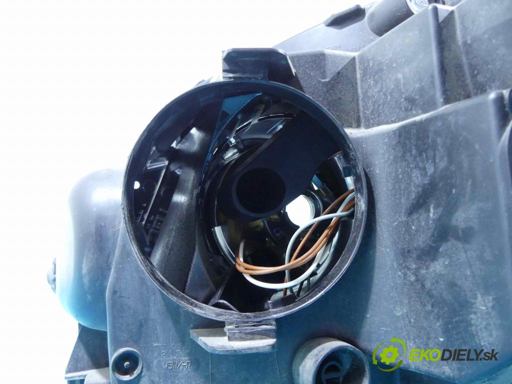 Mercedes GLK X204 2008-2015 2,2.0 cdi 170 HP automatic 125 kW 2143 cm3 5- Reflektor: pravý A2048206959 (Pravé)